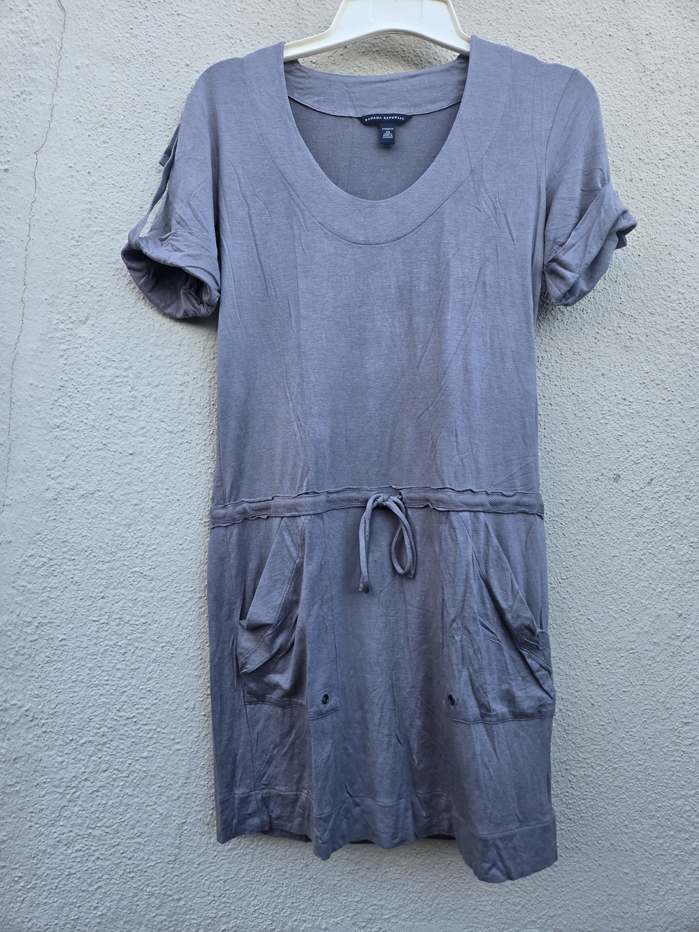 Banana Republic Gray Scoop Neck Drawstring Pocket Dress